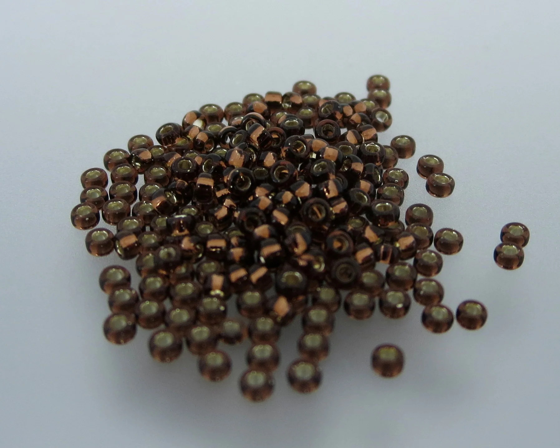 15º Japanese Seed Bead - S/L Root Beer (#5D)