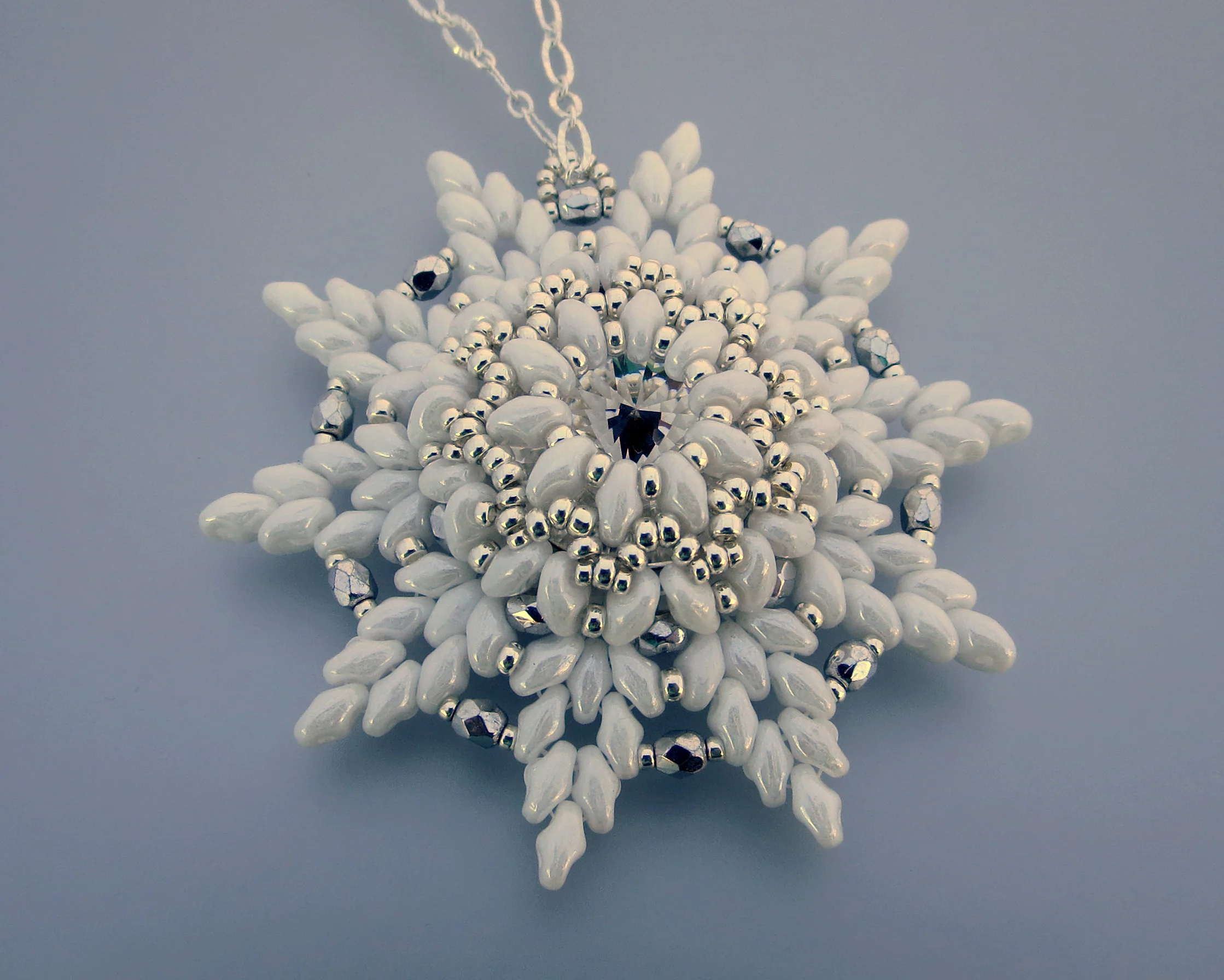 snowflake pendant.JPG