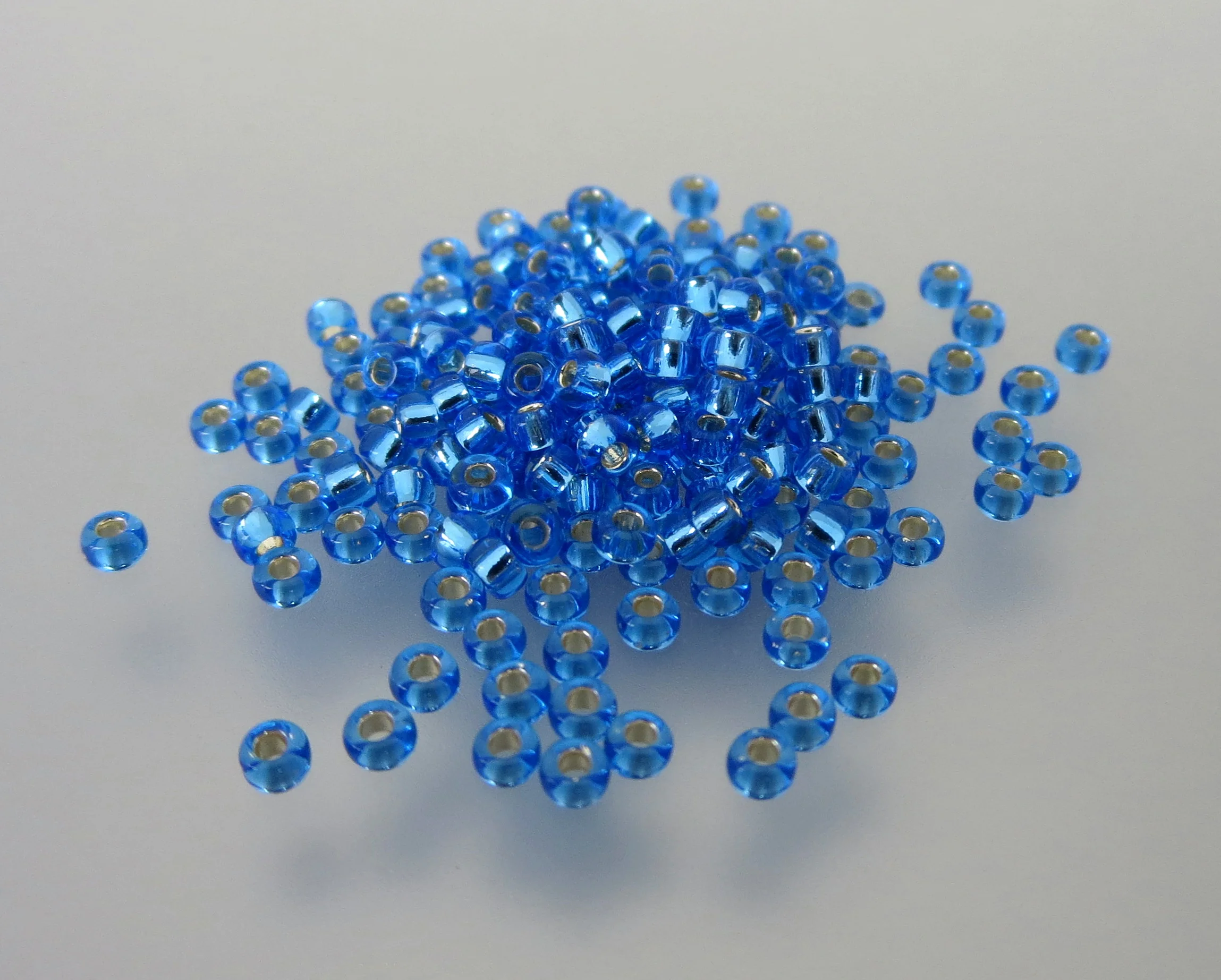 11º Japanese Seed Bead - S/L Sapphire (#19)
