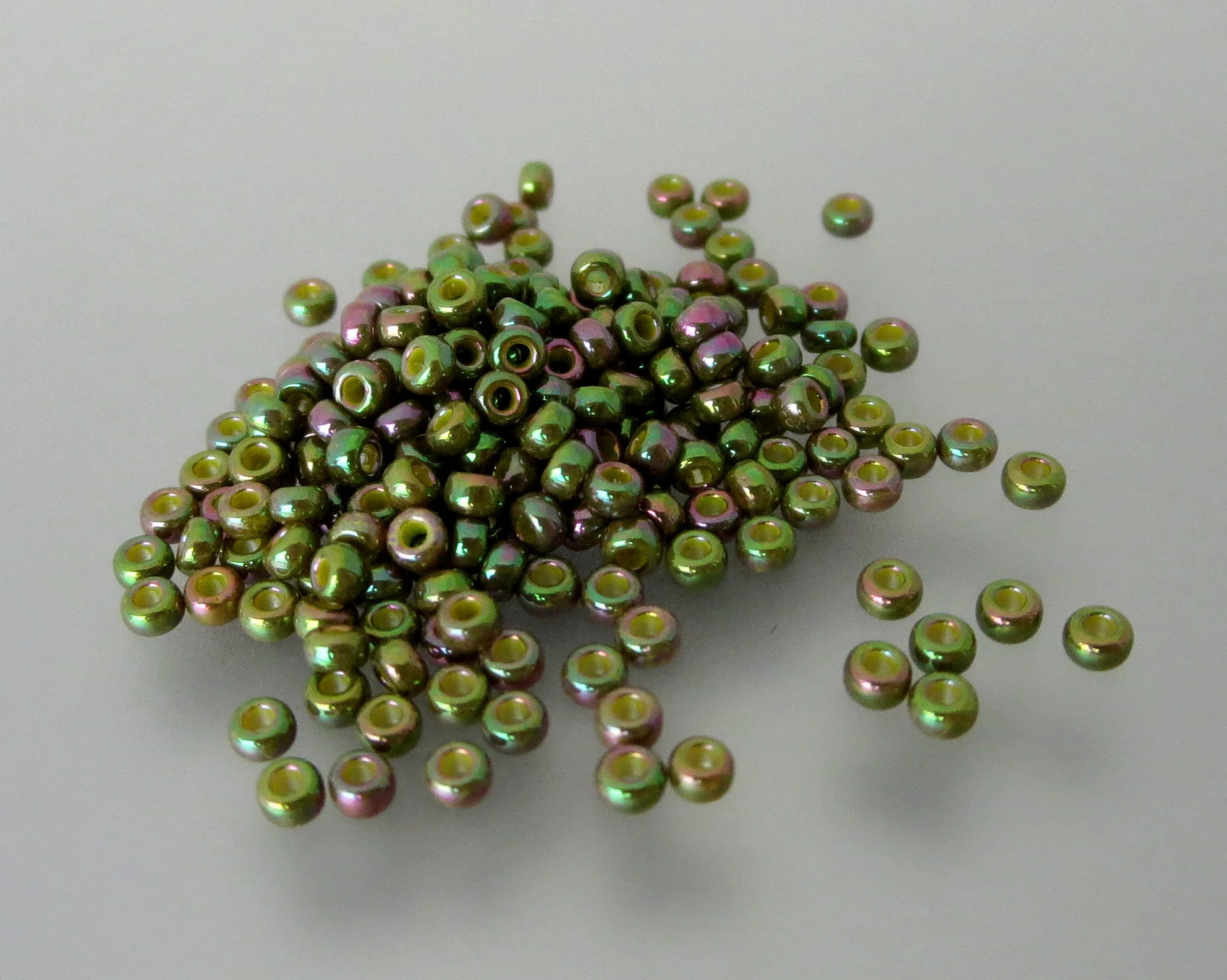 11º Japanese Seed Bead - Olive Luster (#1897)
