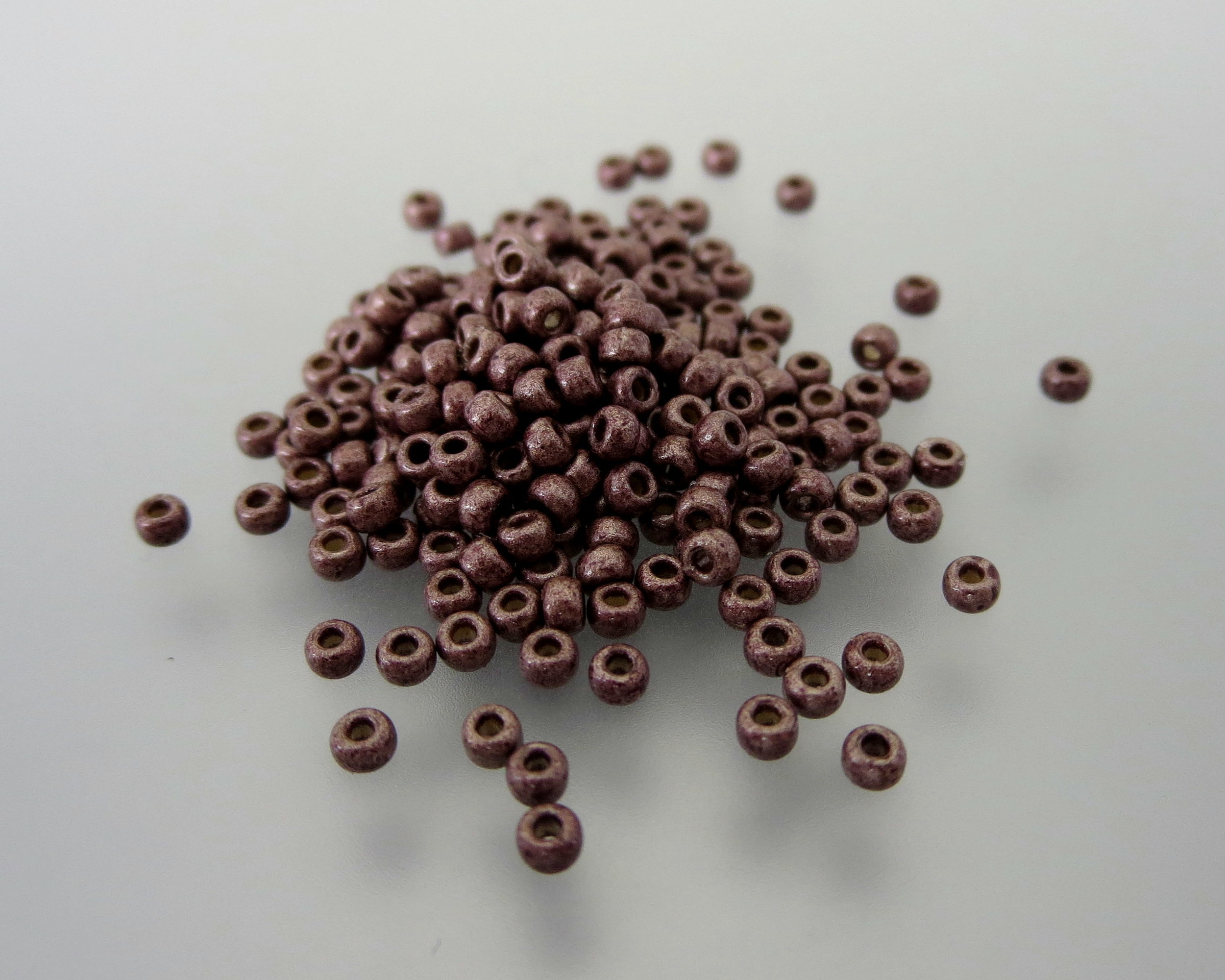 11º Japanese Seed Bead - Duracoat Galvanized Matte Dark Mauve (#4213F)