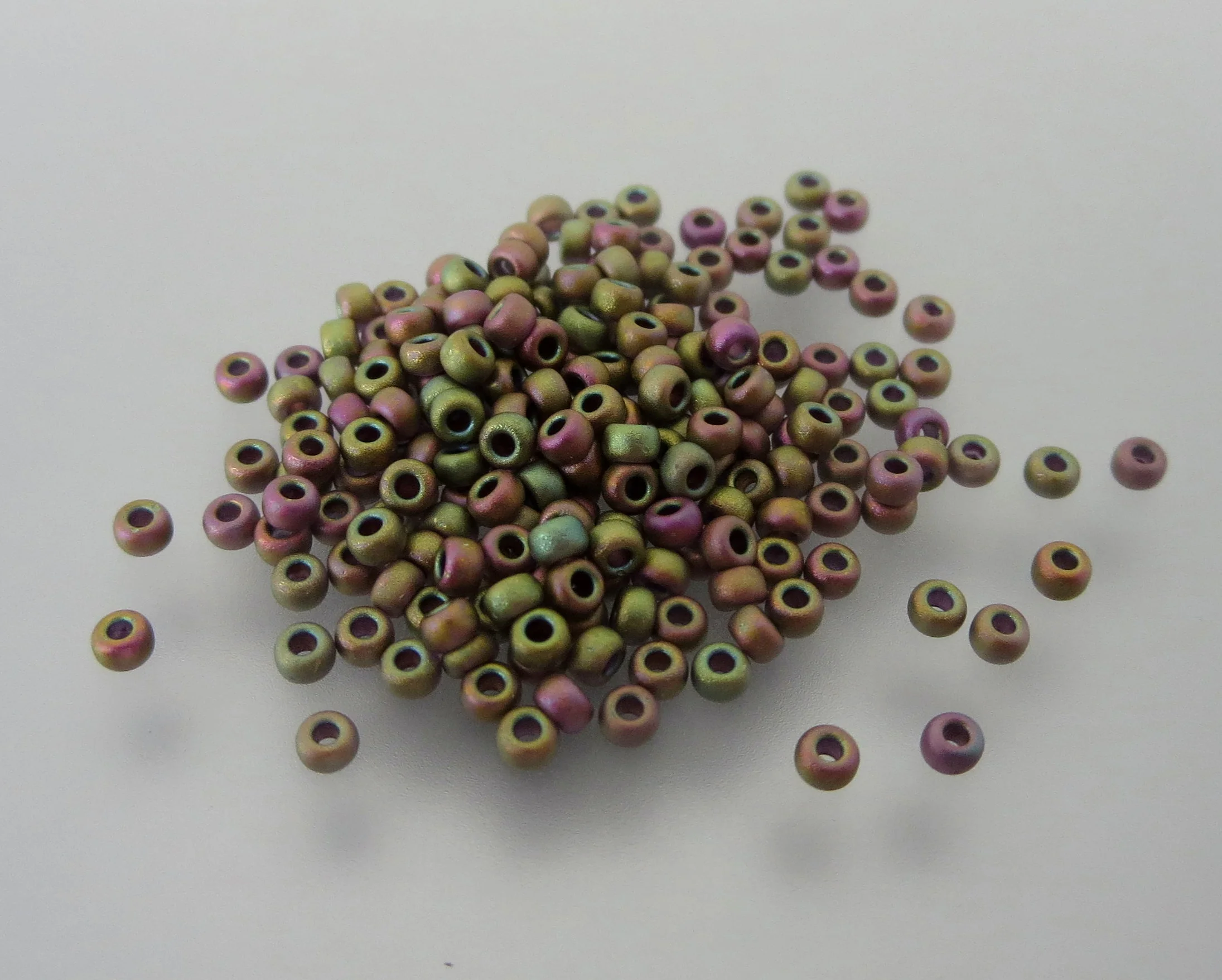 11º Japanese Seed Bead - Matte Met Khaki Iris (#2035)