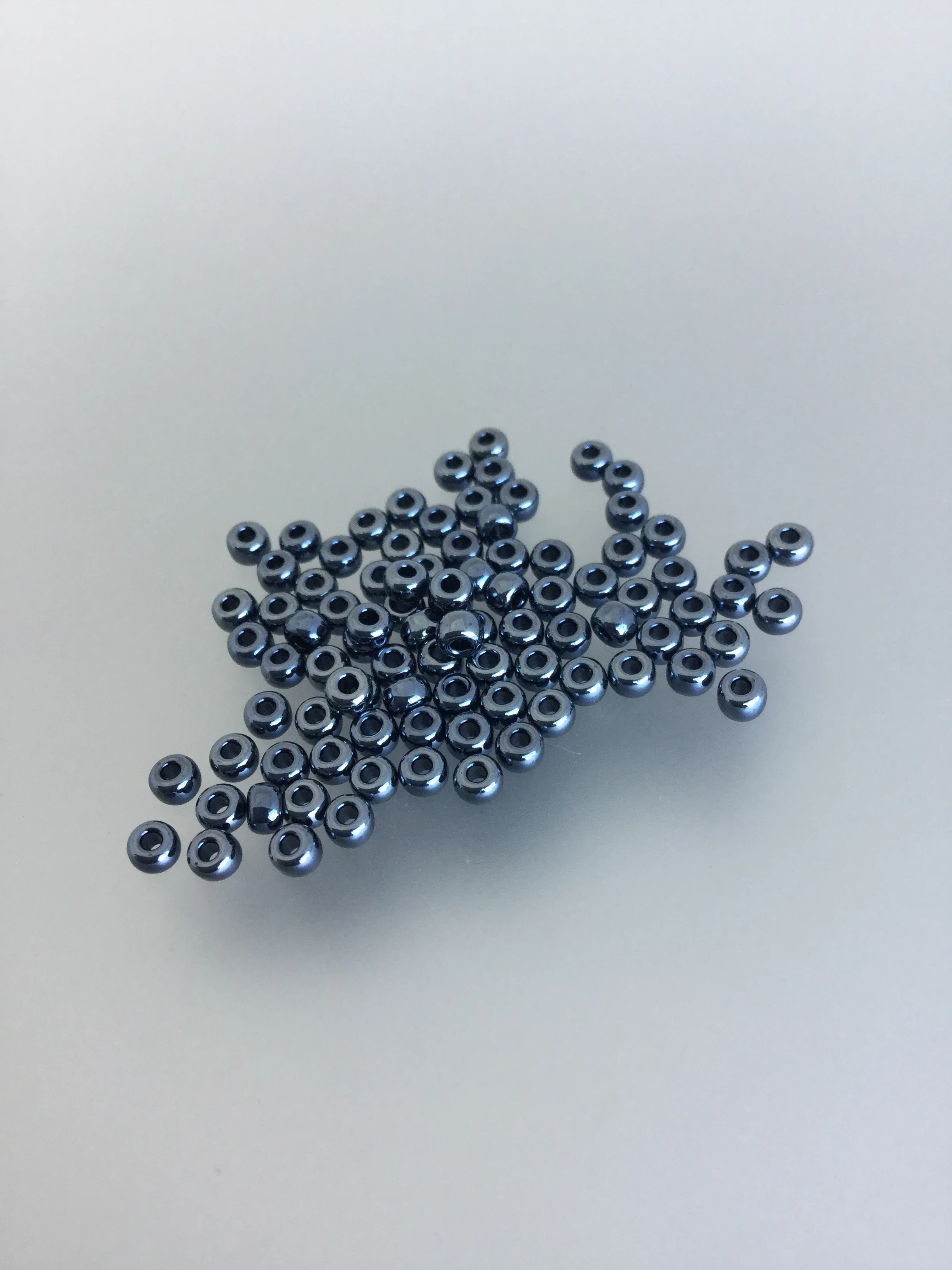 8º Japanese Seed Bead - (#451) Gunmetal