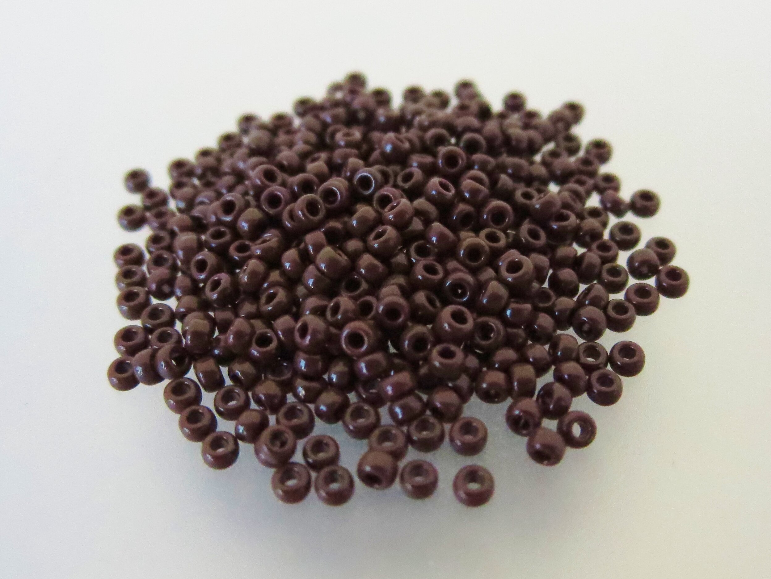 15º Japanese Seed Bead - (#409) Opaque Chocolate