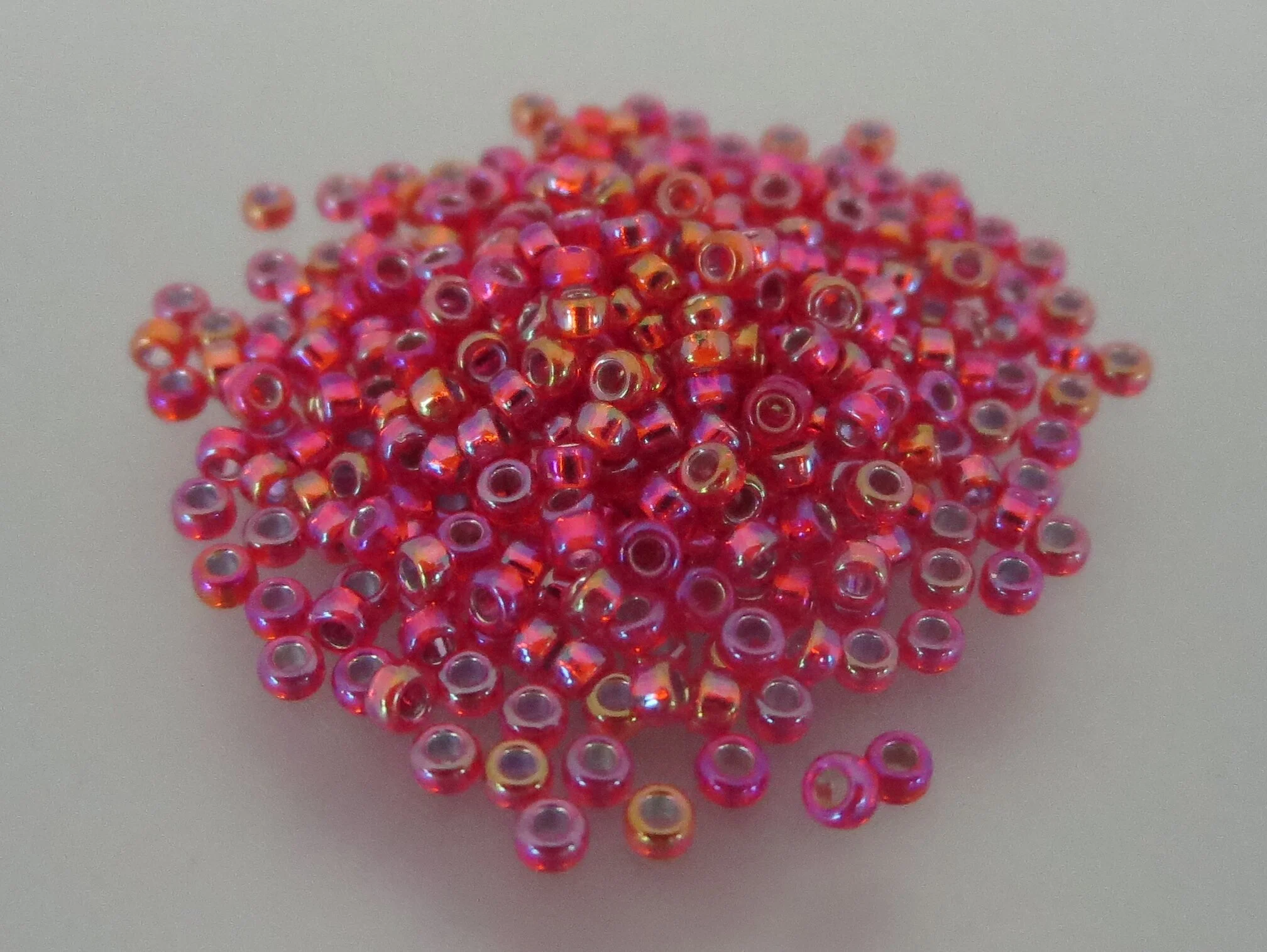 15º Japanese Seed Bead - (#1010) S/L Flame Red AB