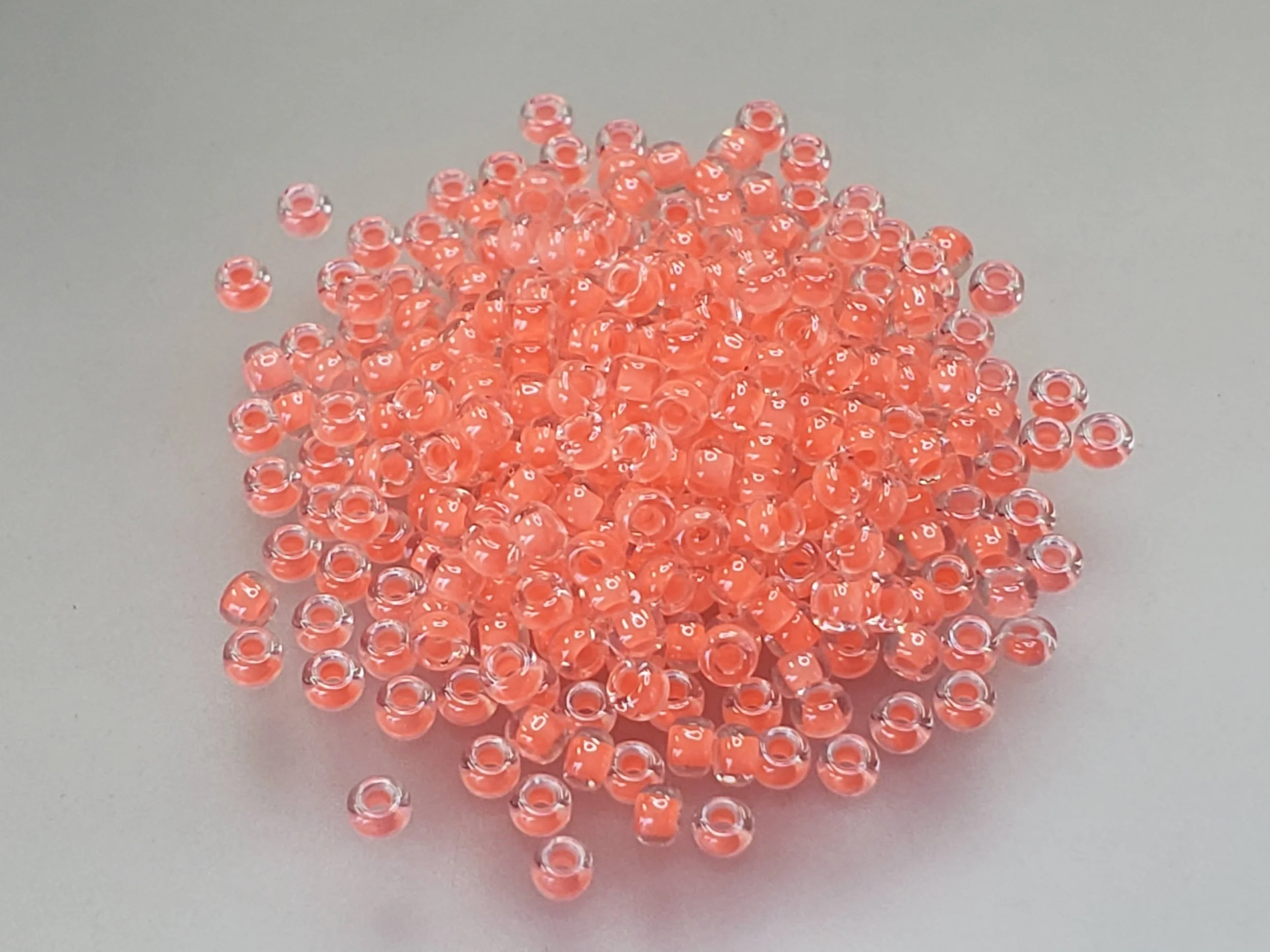11º Japanese Seed Bead - (#1122) Luminous Flamingo