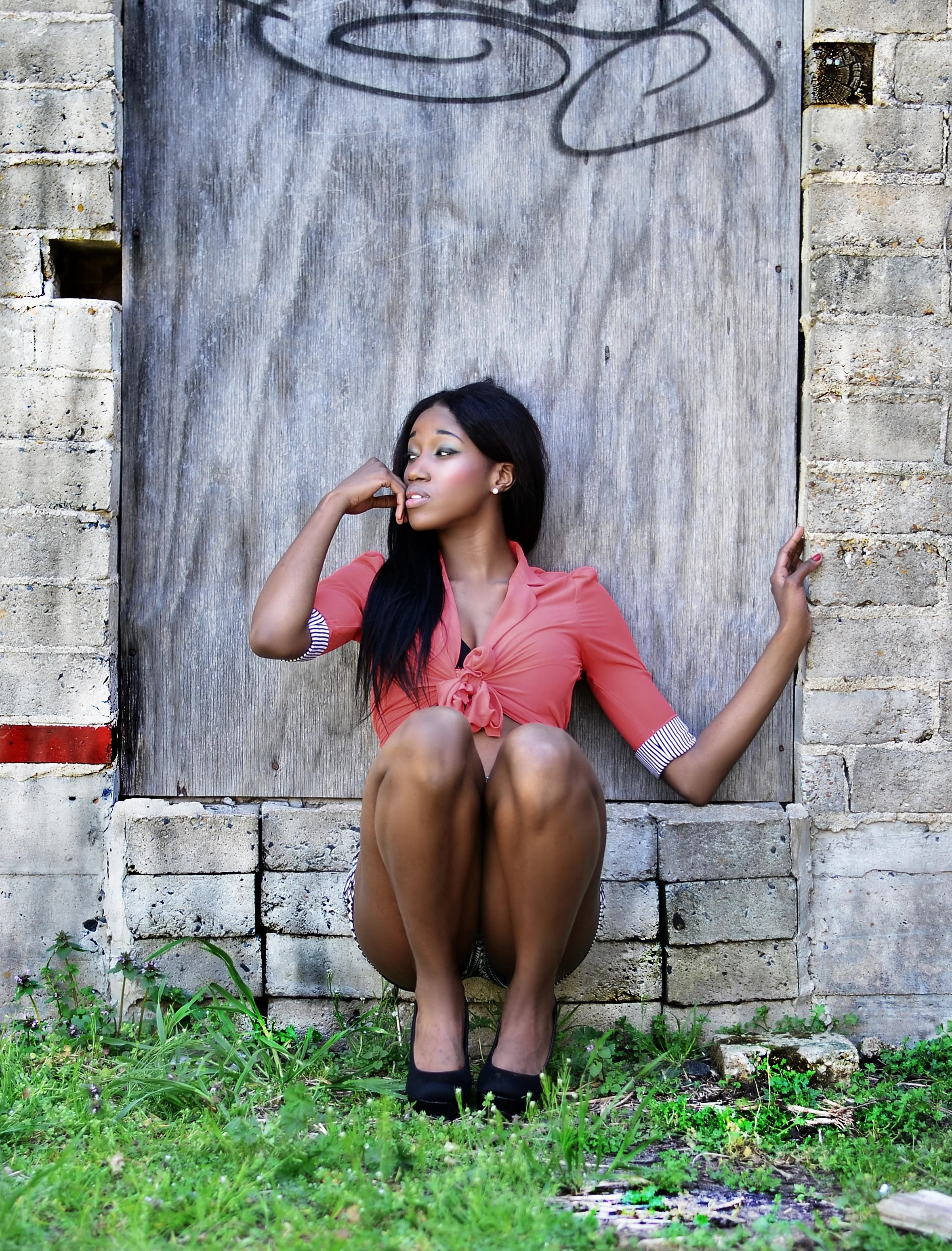 sit down pose (3).JPG