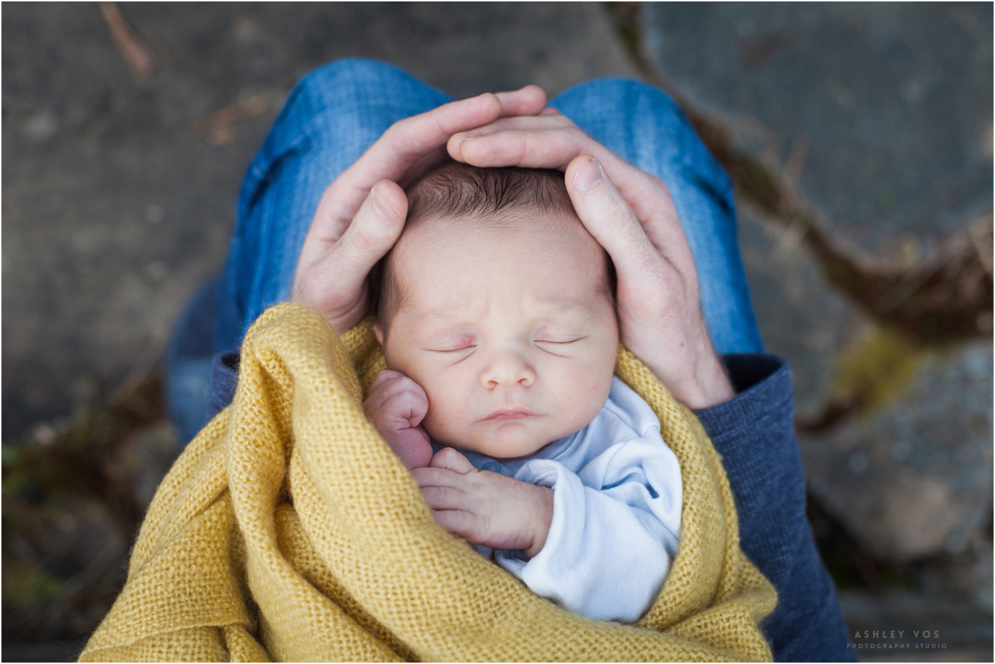 Ashley Vos Photography Seattle Lifestyle Newborn Photography_0016.jpg