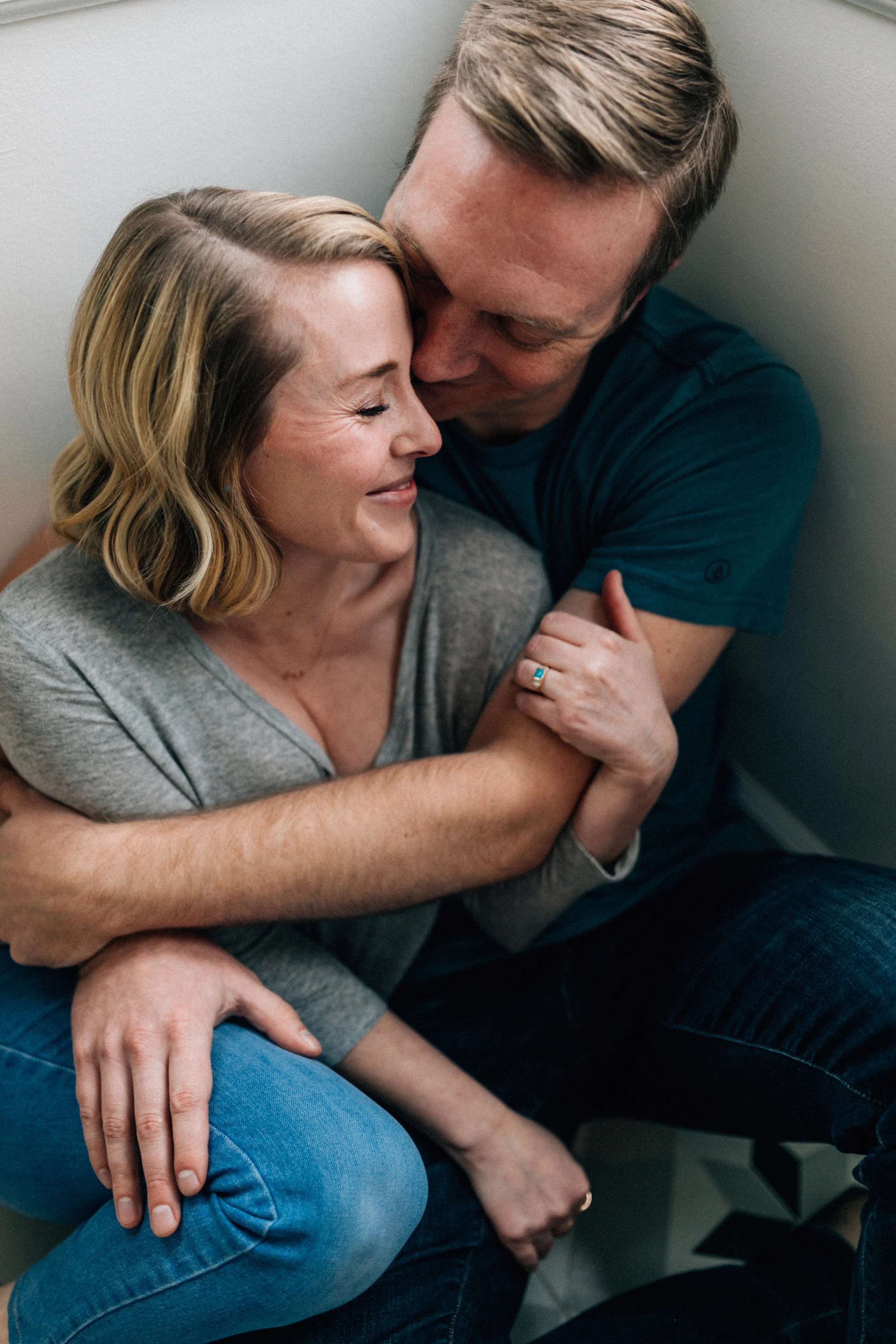 Sarah & Glenn In Home Engagement 2017-68.jpg