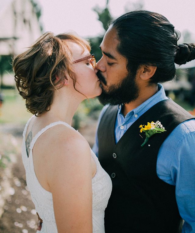 Love.⠀⠀⠀⠀⠀⠀
⠀⠀⠀⠀⠀⠀⠀⠀⠀⠀⠀⠀
⠀⠀⠀⠀⠀⠀⠀⠀⠀
⠀⠀⠀⠀⠀⠀⠀⠀⠀⠀⠀⠀⠀⠀⠀⠀⠀⠀
⠀⠀⠀⠀⠀⠀⠀⠀⠀
⠀⠀⠀⠀
#ashleyvosphotography#weddingphotography#seattleweddingphotographer#weddinginspiration #groom #groomshot #seattlebride#hffpostido #bluesuit#realwedding#weddingideas#weddingdetails#w