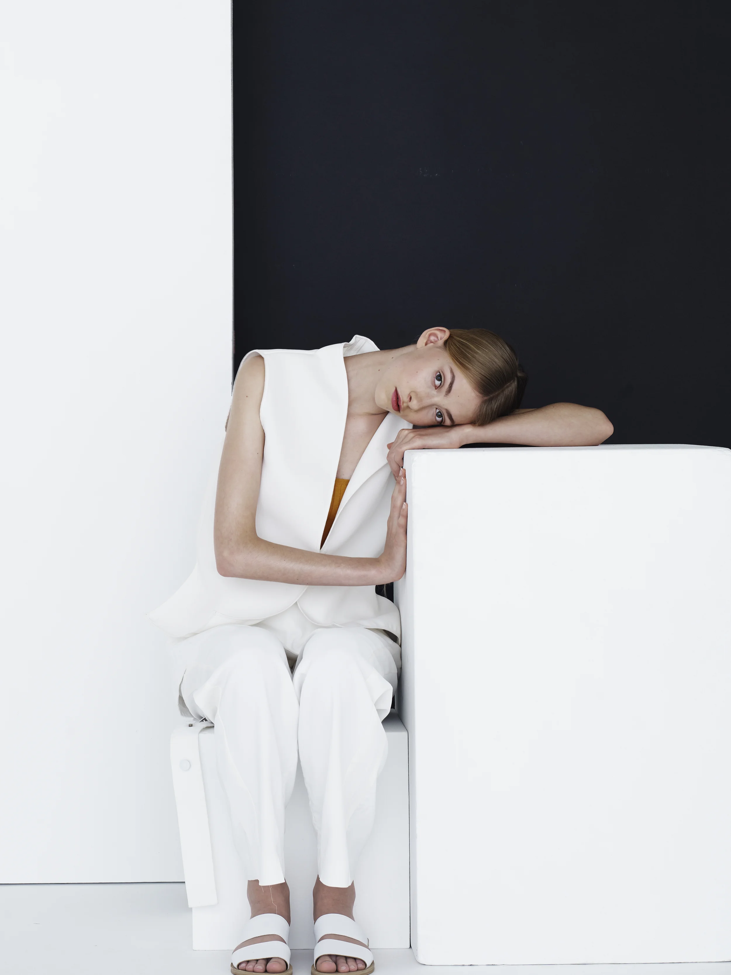 SYMPHONY BLACK AND WHITE| PHOTOGRAPHY Won C. CHoi | MUAH Vanessa Chan @ House of Orange | MODEL Stavalli @ Micha Models