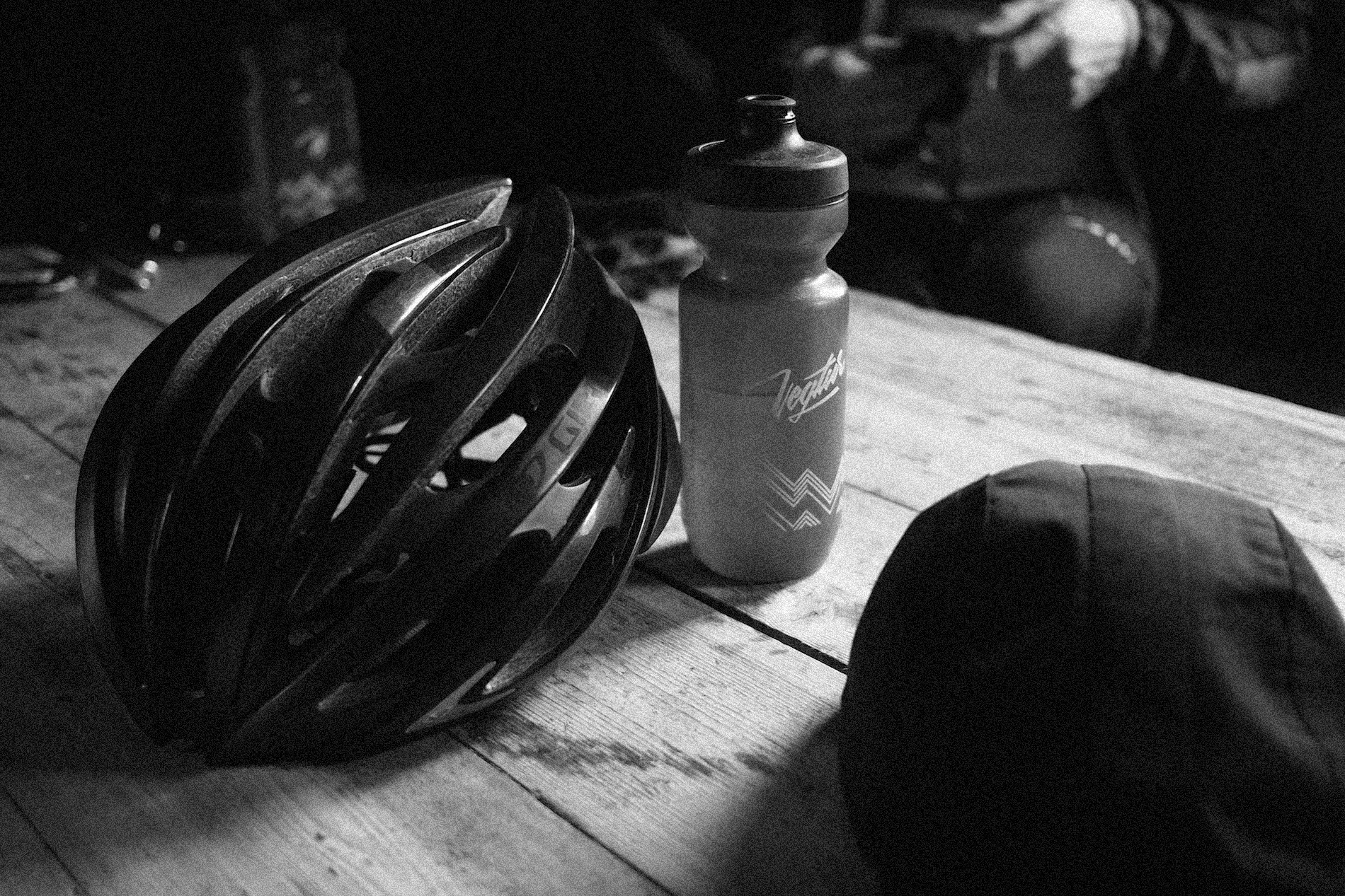 cycling-norway-herdalen-vegtur-bw.jpg