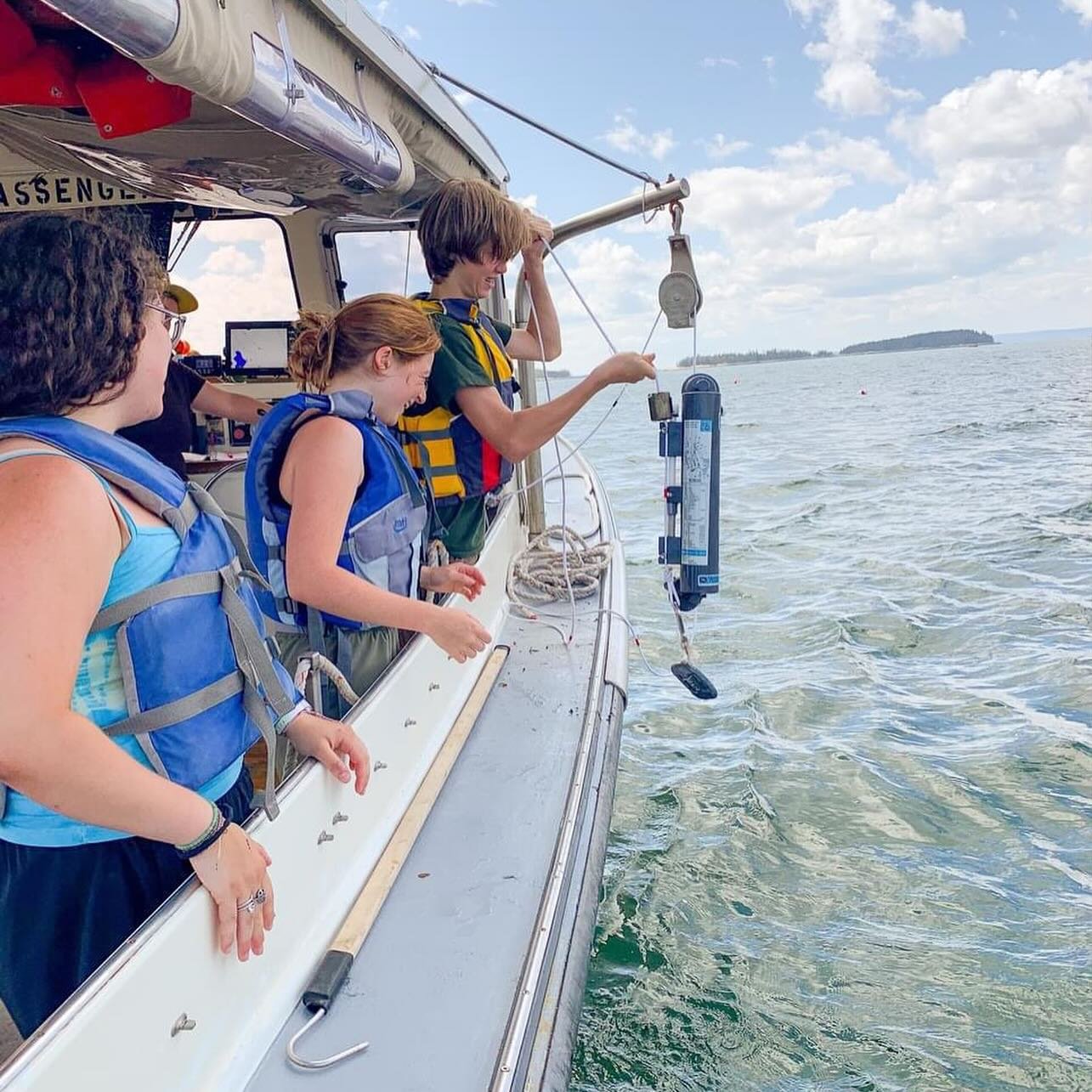 Can&rsquo;t it just be summer already? 
We&rsquo;re looking forward to marine science gear deployments with students, island ecology, and hands-on experiences with wild and cultured shellfish!