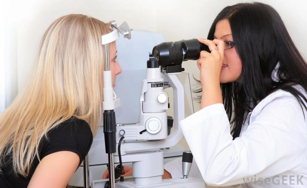 slit lamp exam.jpg