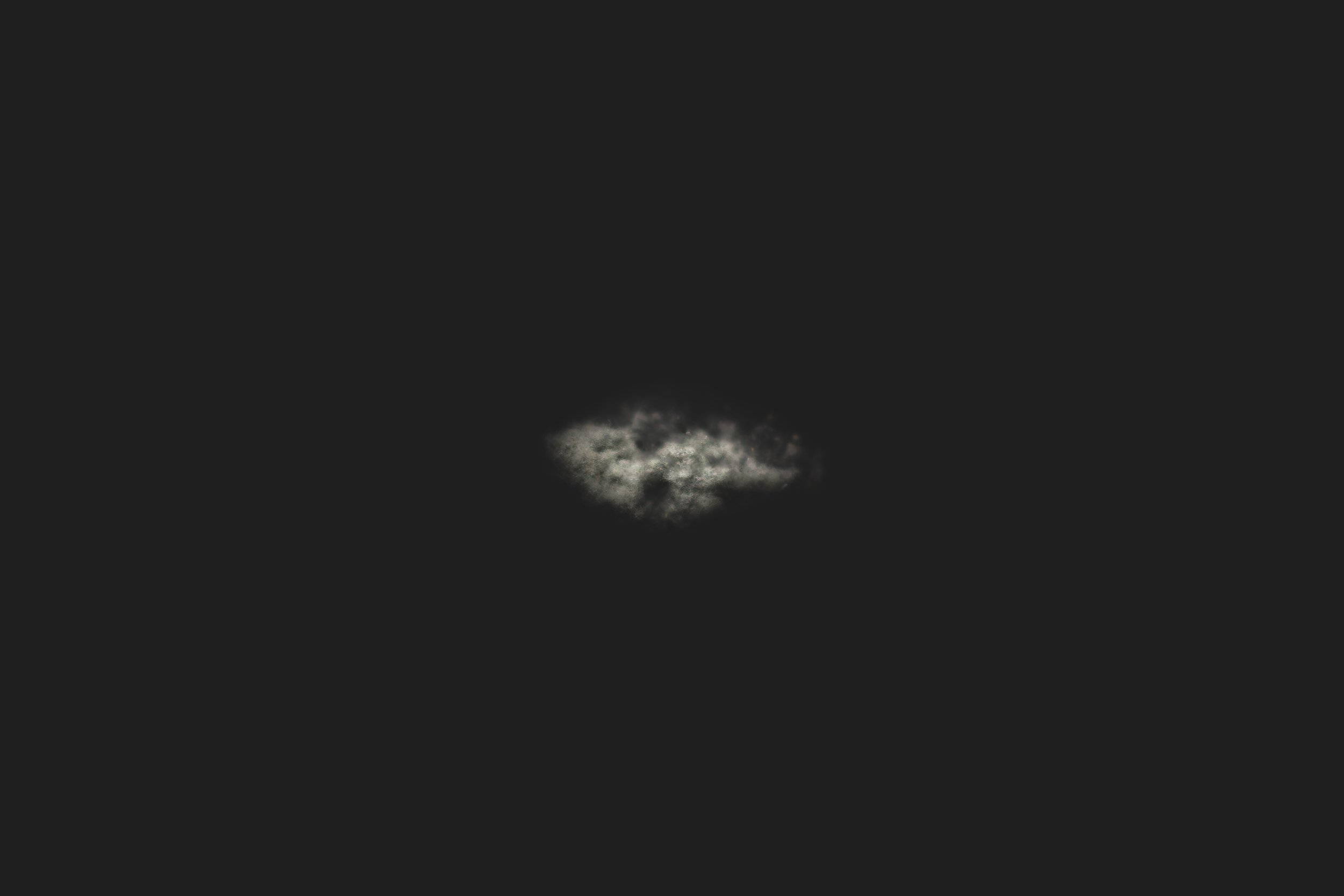 cloud by dust ( 먼지로 만든 구름 / 埃による雲 )