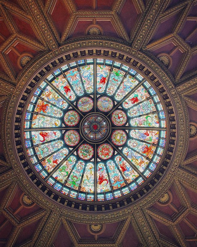 Overlooking the #stanleycup is this gorgeous #glass dome