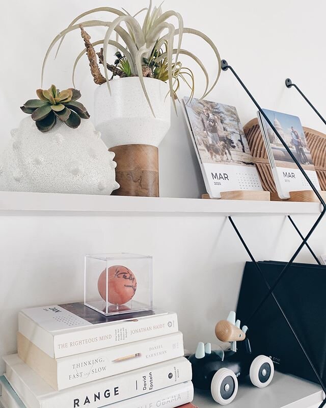 Morning #shelfie featuring me newest @worldmarket finds, including the left pot for less than $6! Also featured, a selection of favorite books and the @aclu_nationwide donation giveaway...a stress ball signed by the favorite Richard Schiff, aka Toby 