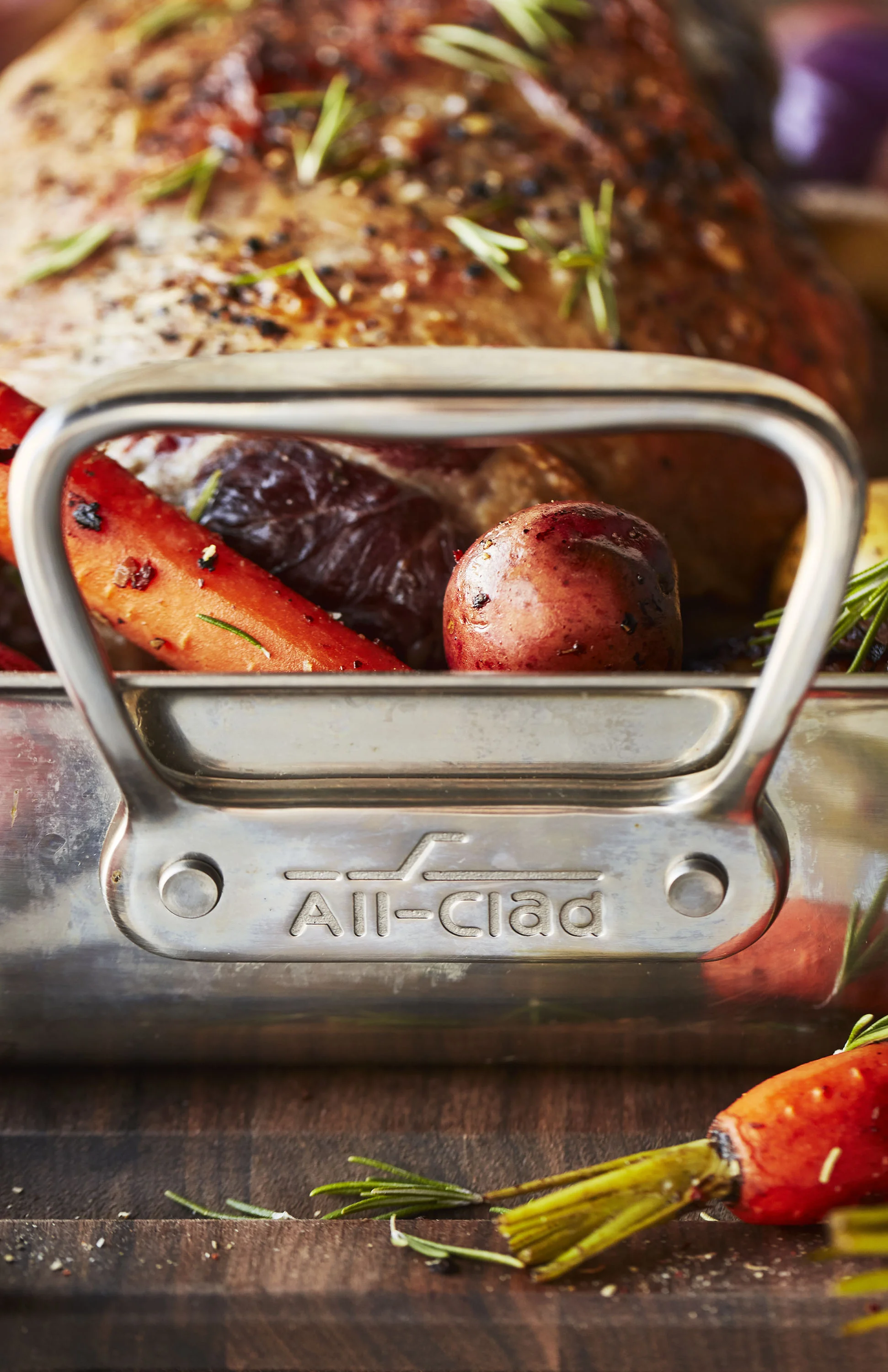 4375 All Clad Roasting Pan with Lamb 2819399 WEB0477.jpg