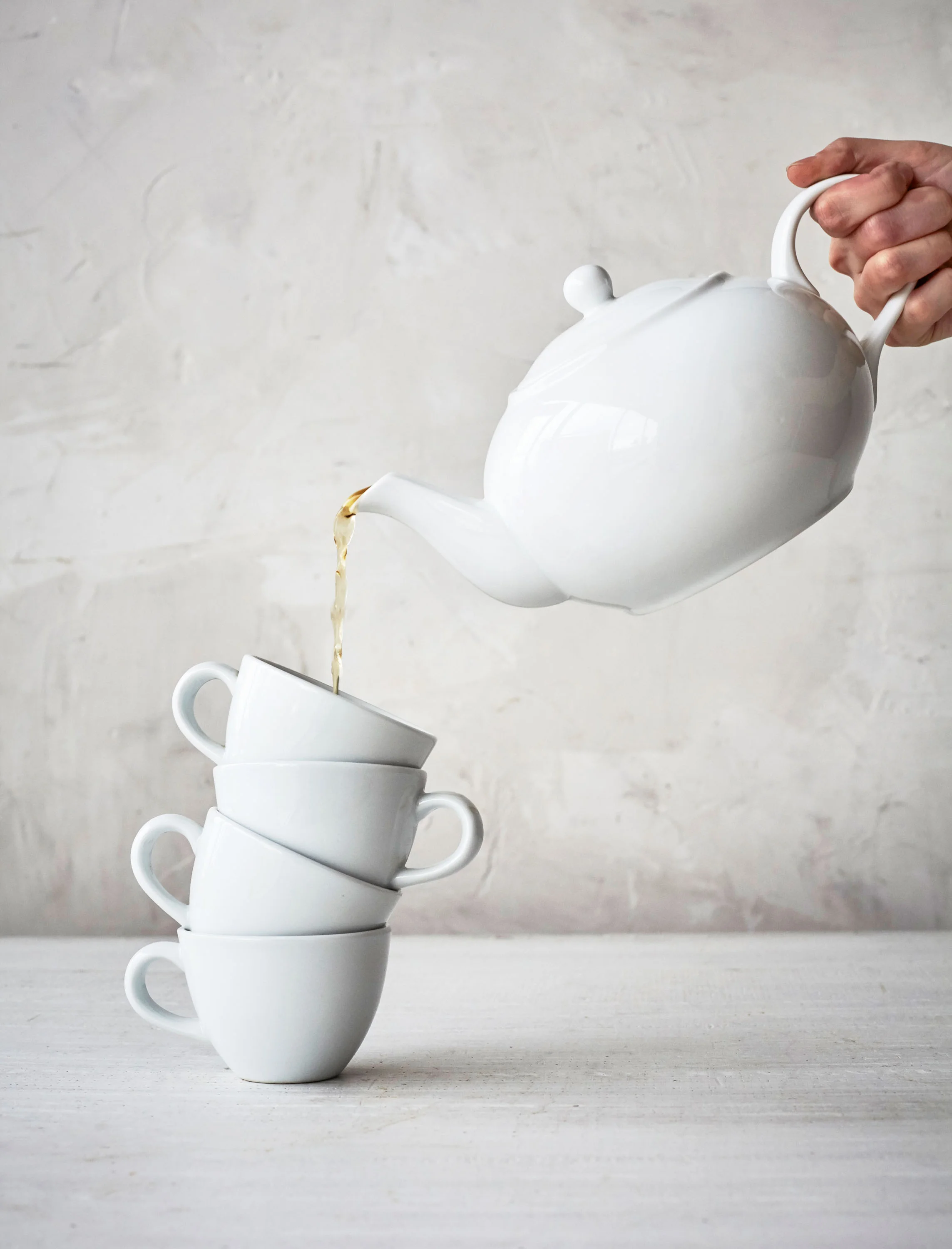 SLT_am_TeapotAndCups_01082018.jpg