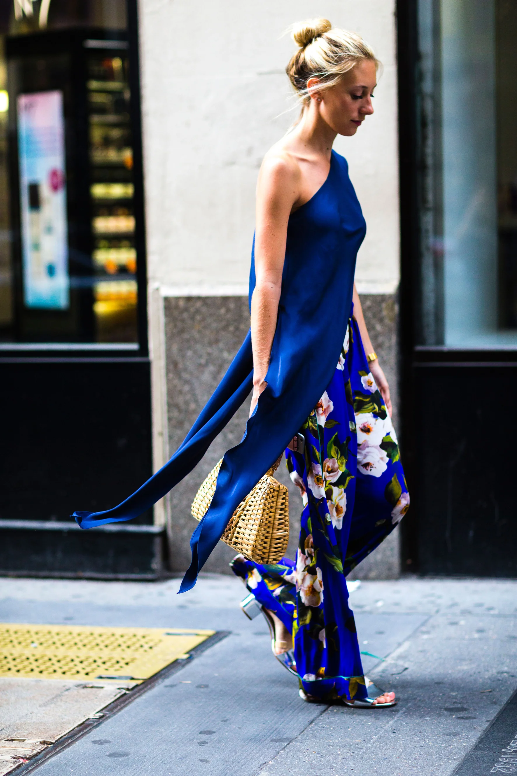 nyfw-street-style-day5-19.nocrop.w1800.h1330.2x.jpg
