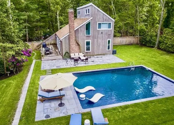 sites like airbnb 400.jpg