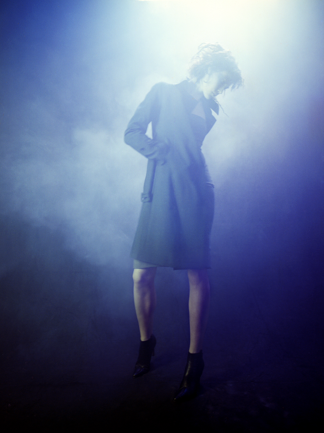 Blue+smoke+and+fashion+lights+Patrik+Anderson+photographer.jpeg