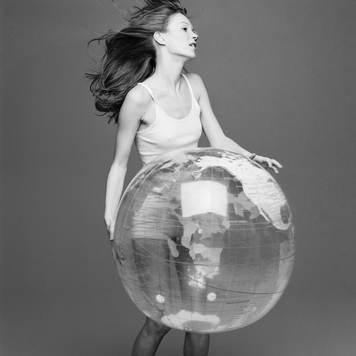 kate+moss+with+the+world+by+patrik+andersson-6.jpeg