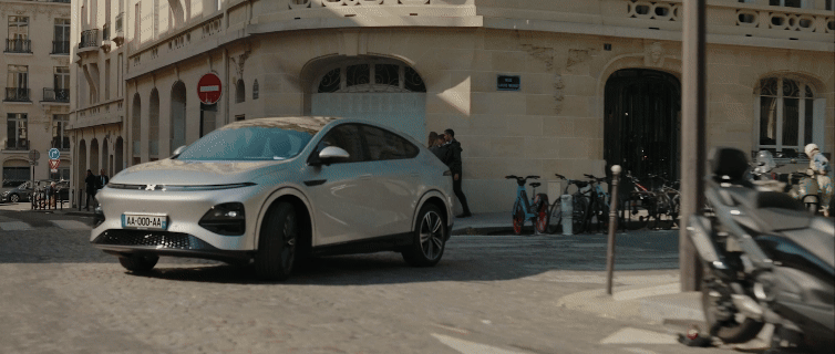 XPENG-PARIS_EDIT_90SEC_V11_Conform_1 (2).gif