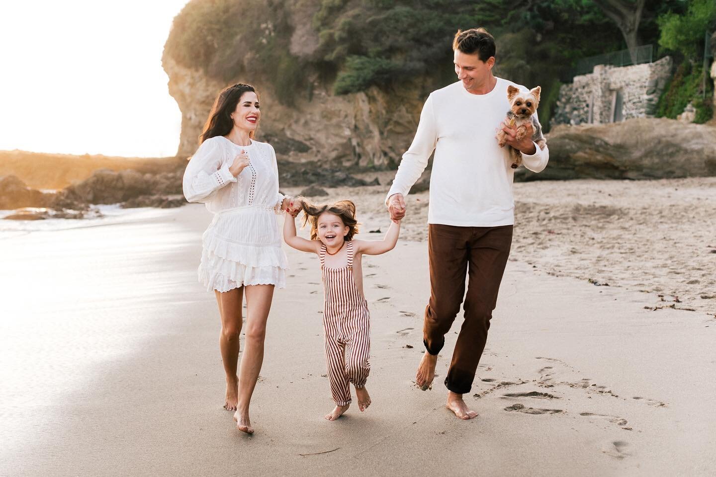 ✨Just loving these long summer nights&hellip;and this sweet little family!✨