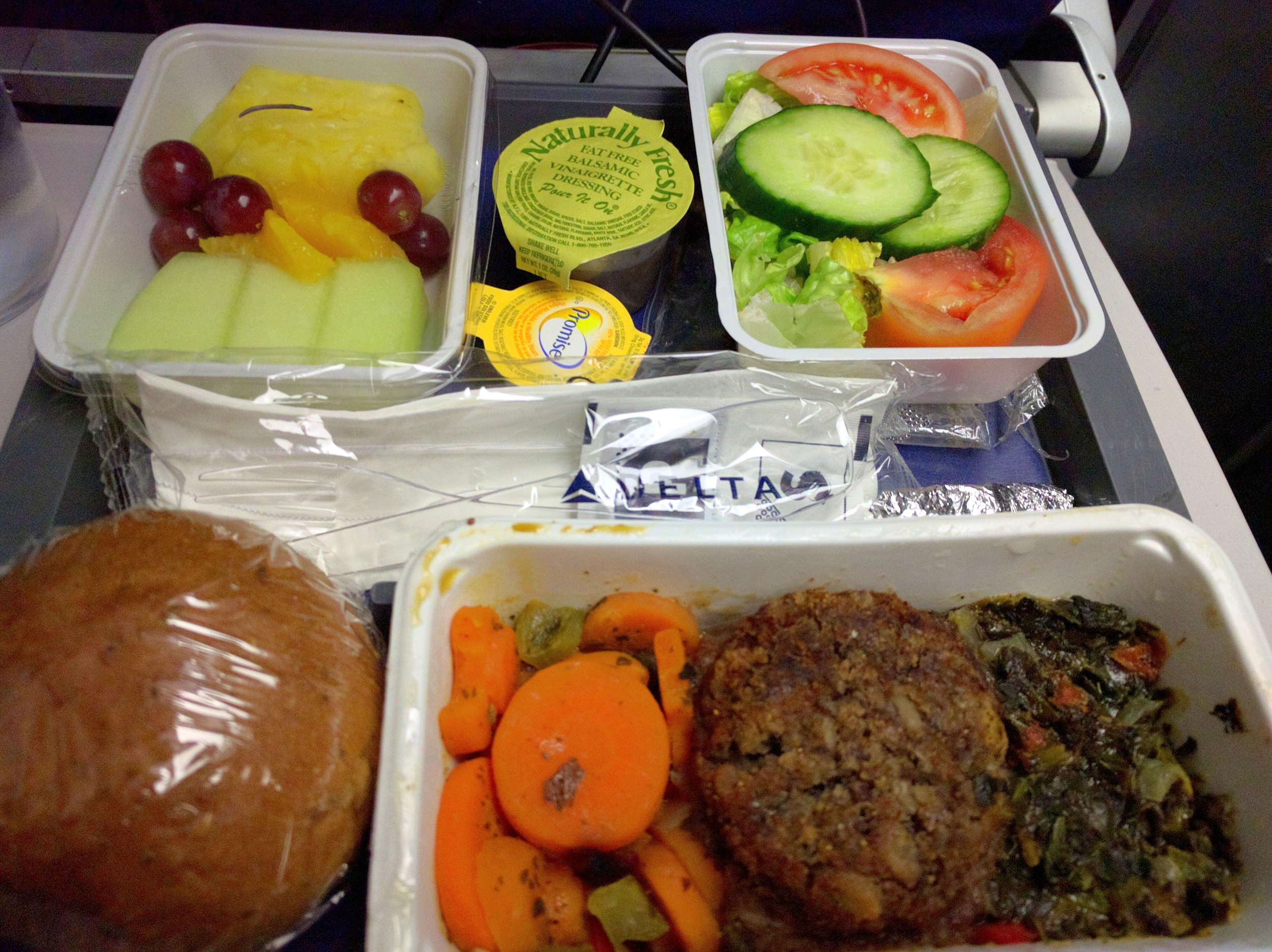 Delta Economy Vegetarian/Vegan Meal - Newark to Paris