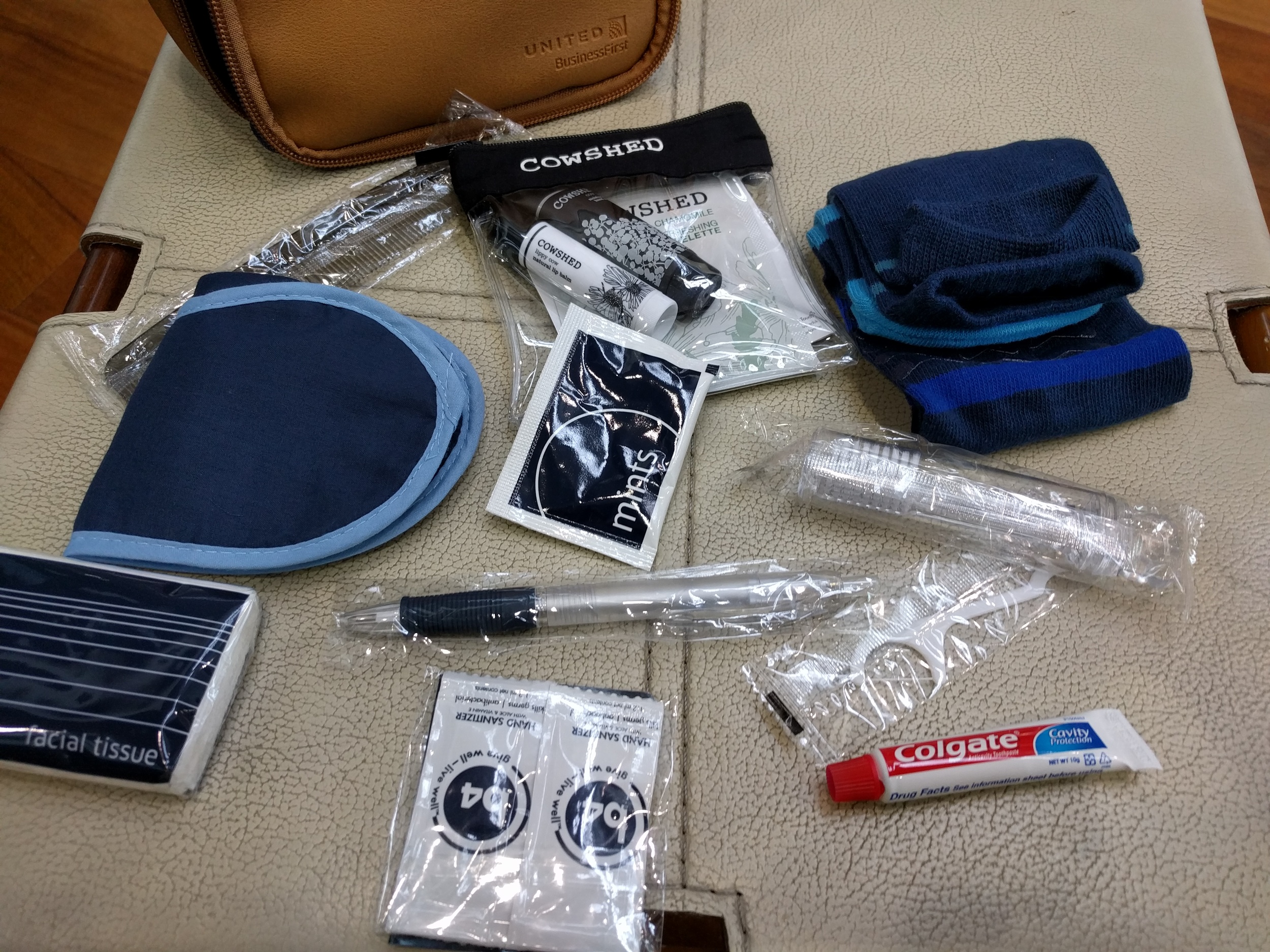 United Business Class Amenity Kit