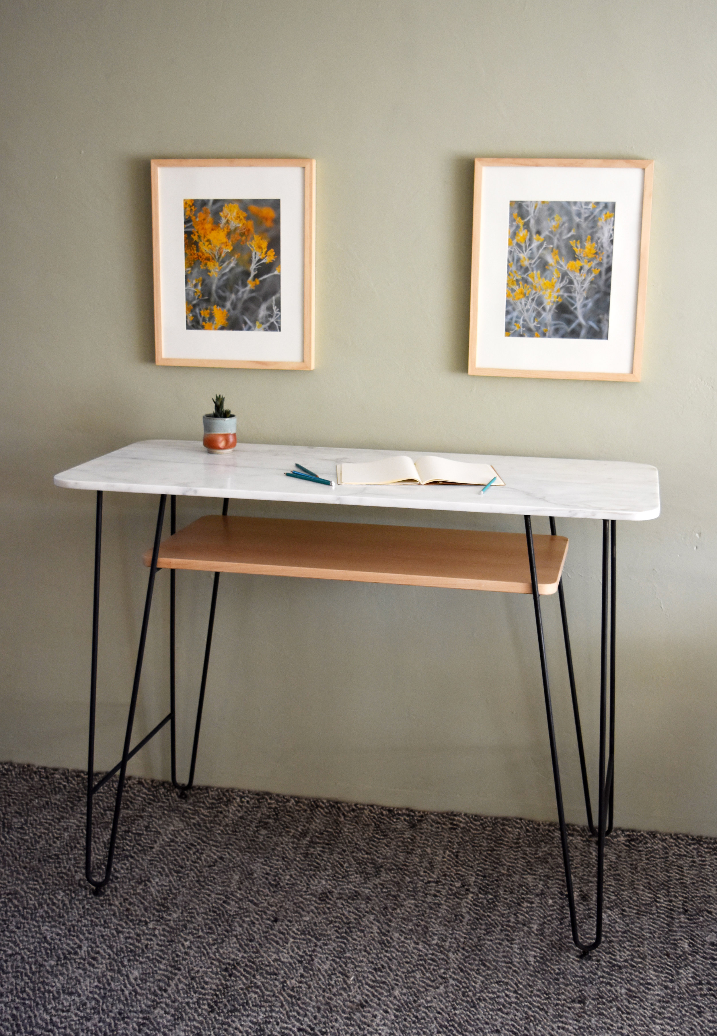 CalligraphyDesk_Main.jpg