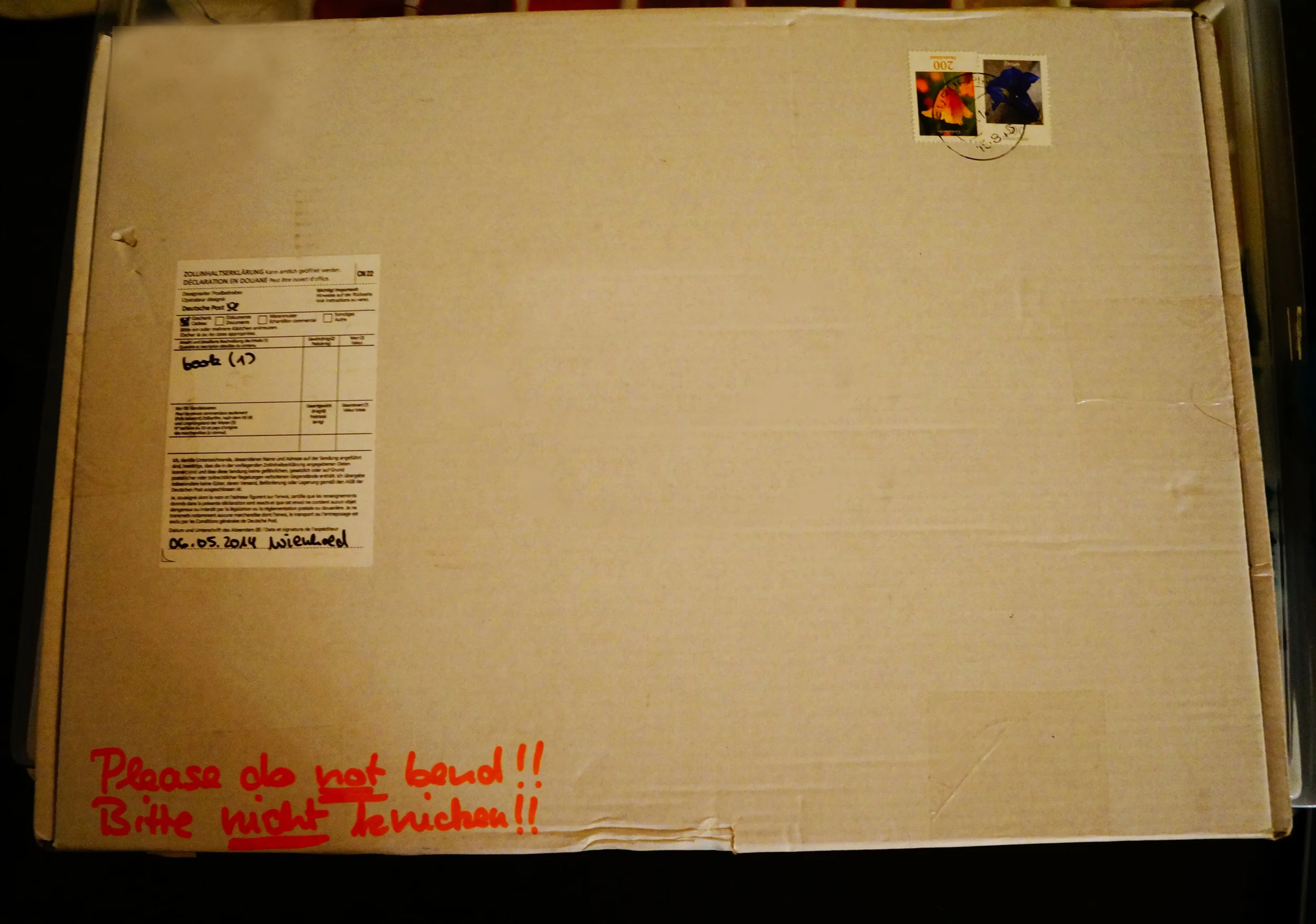 Aurora took great care in packaging the book & even wrote "Please do not bend" in both English and German to ensure that it arrived to me safely in good condition. Quality packaging!