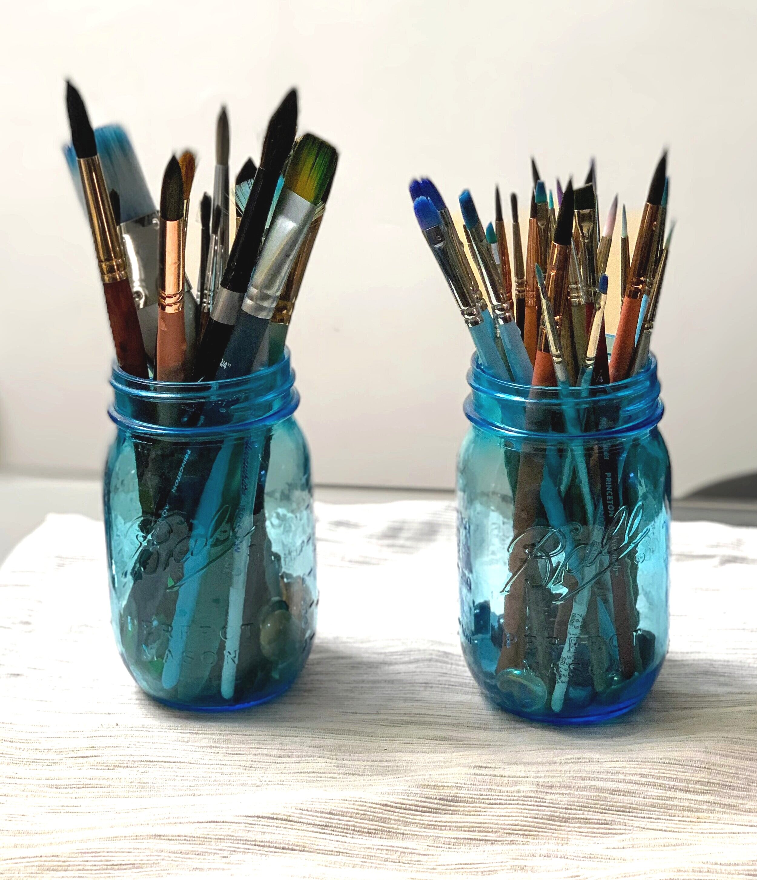 19,307 Paint Brushes Jar Images, Stock Photos, 3D objects