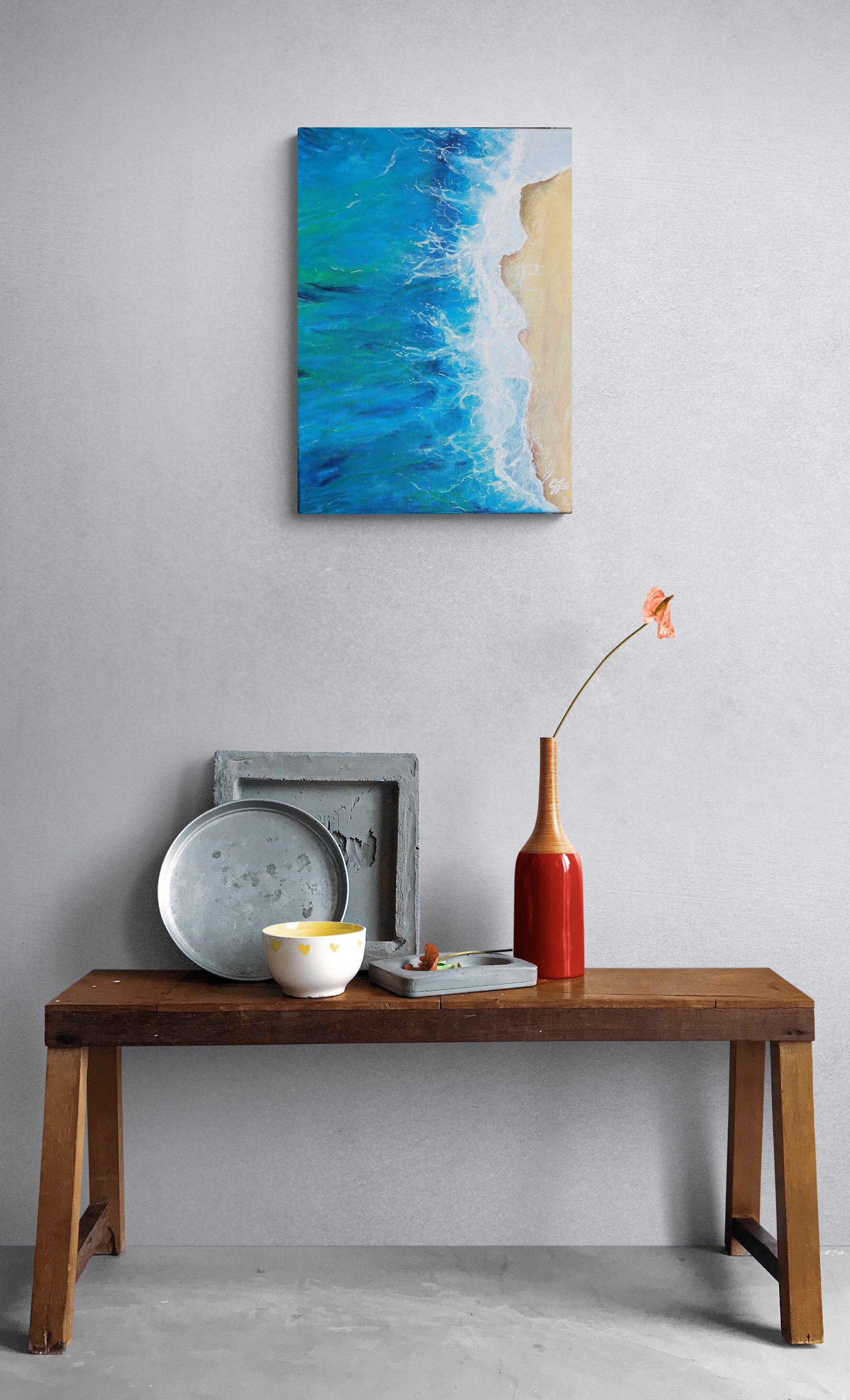 Rustic_bench_seat_with_ceramics_and_plant.jpg