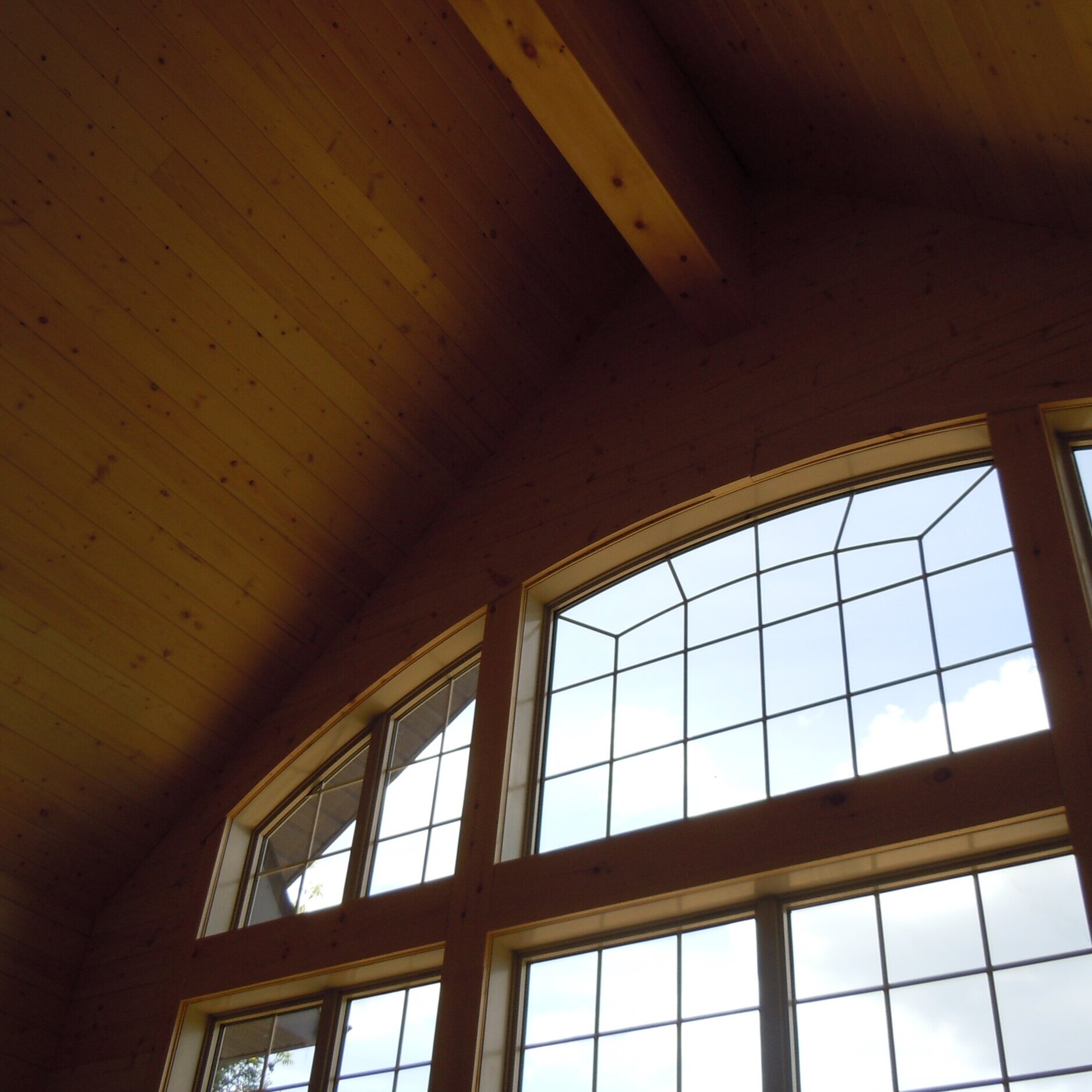 custom timber timberframe pine tongue-groove wood walls ceiling beam