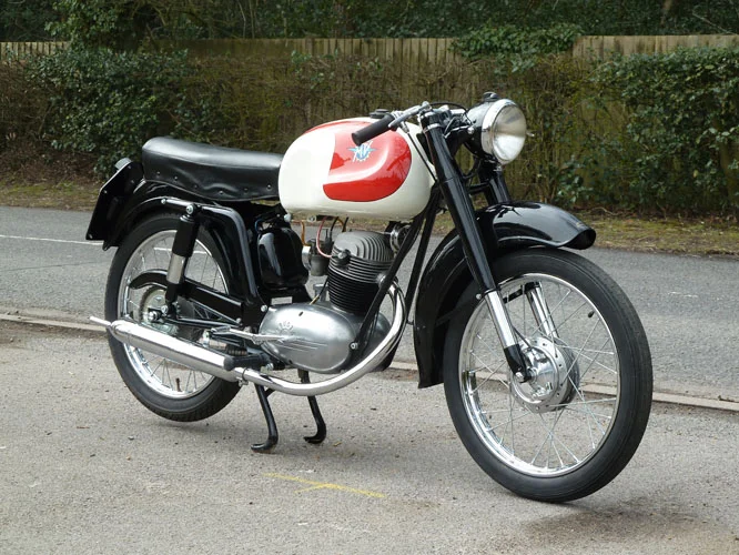 MV-Agusta_125_TRL_651488_10-4-13_3.JPG