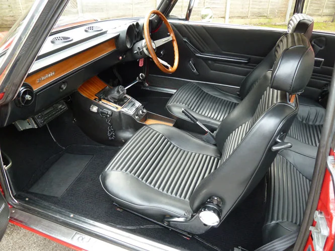 SEW_741K_Interior1.JPG