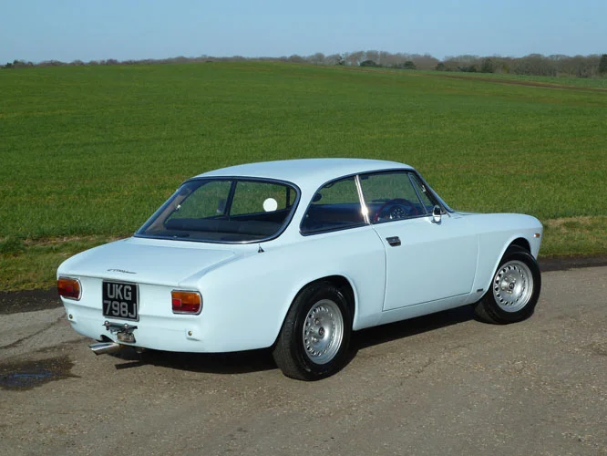 UKG_798J_Rear2_8-3-12.JPG