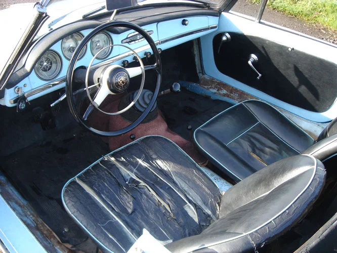 7627_PP_Interior_9-2010.JPG