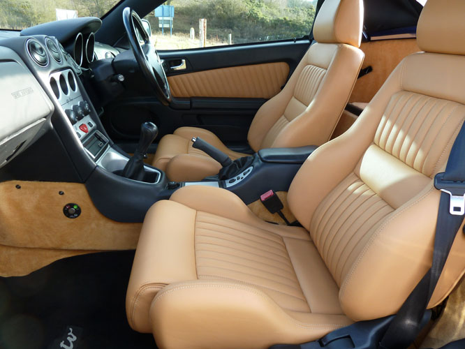 RK51_JXJ_Interior.JPG
