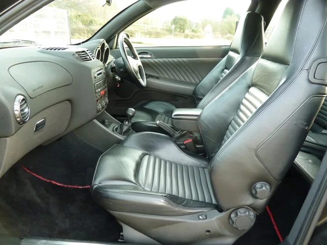 MV05_VMZ_30-11-12_Interior.JPG