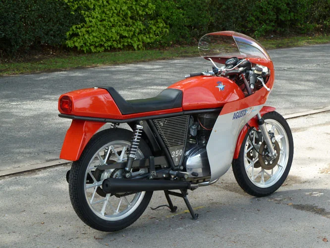 1977_MVA_350_Sport_8-5-13_Rear-1-R.JPG