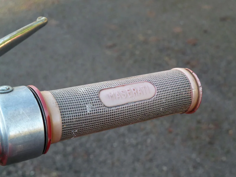 609_XUK_26-2-14_Handle.JPG