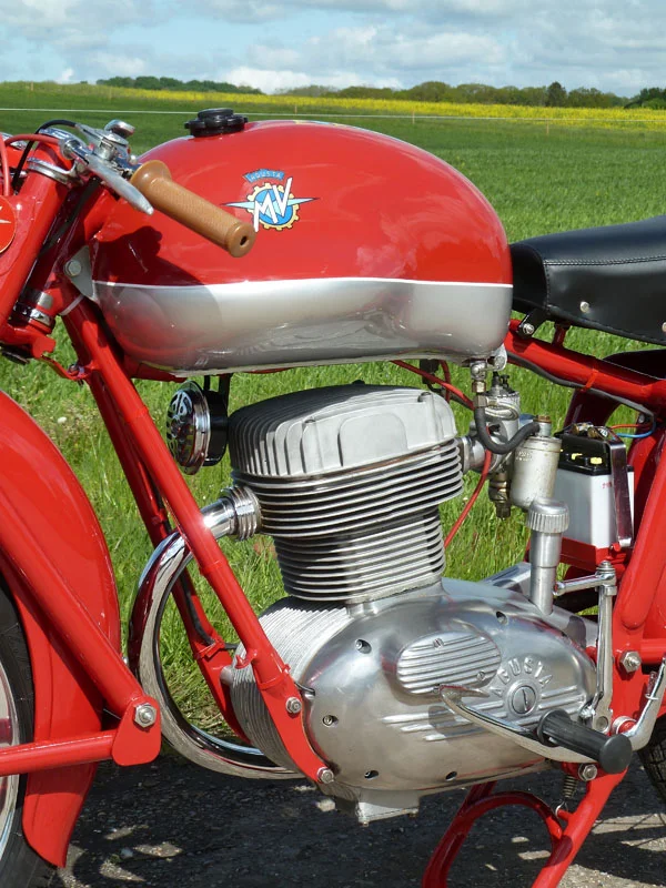 MVA-175_406078-35_12-5-14_Engine1.JPG