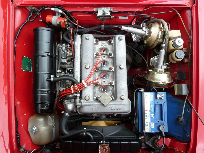 GGU-363N_29-8-14_Engine3.JPG