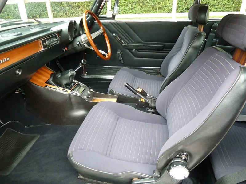 GGU-363N_29-8-14_Interior.JPG