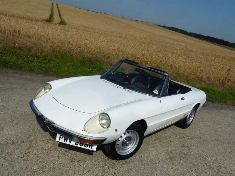 Black and White Garage - 1976 Alfa Romeo 2000 Spider Veloce RHD