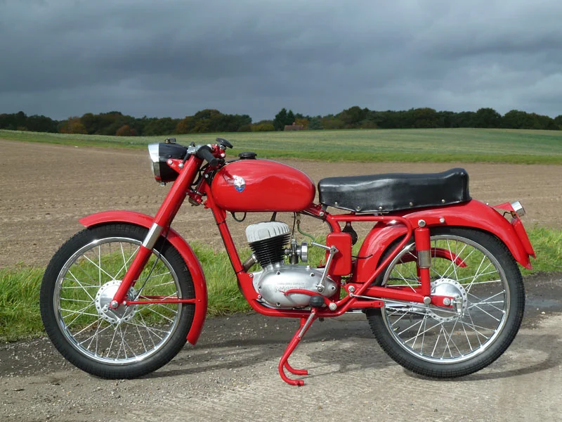 Maserati-125_A5378_20-10-14_Side2.JPG