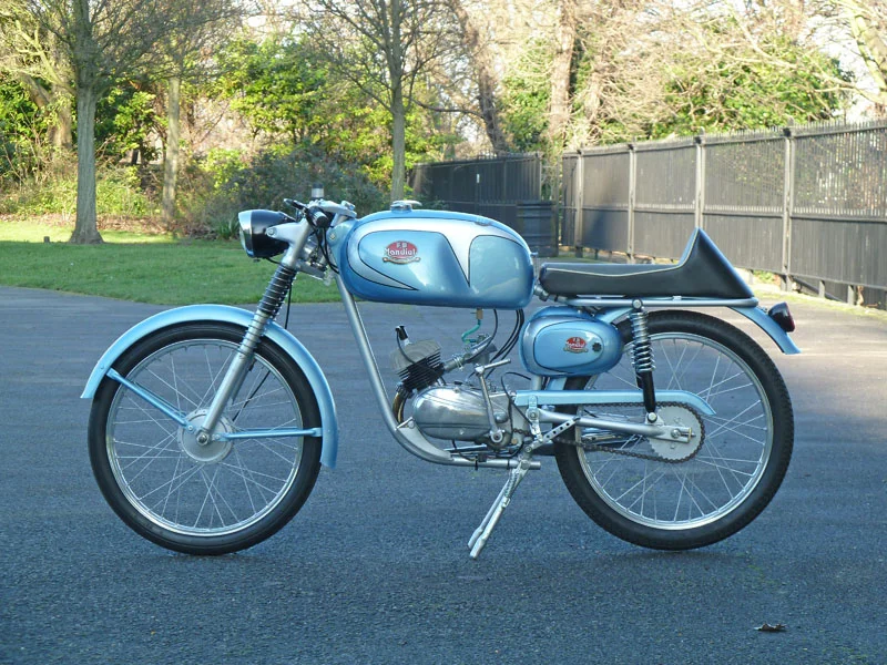Mondial-48-Sport_19-1-17_Side1.JPG